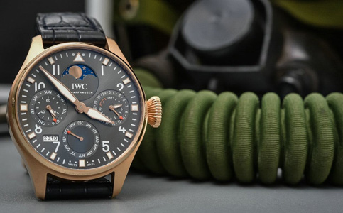 萬國(guó)手表售后服務(wù)電話（了解萬國(guó)手表不走的原因）