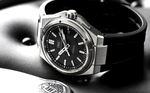 萬(wàn)國(guó)手表保養(yǎng)一次需要幾天（解決萬(wàn)國(guó)手表罷工的辦法）